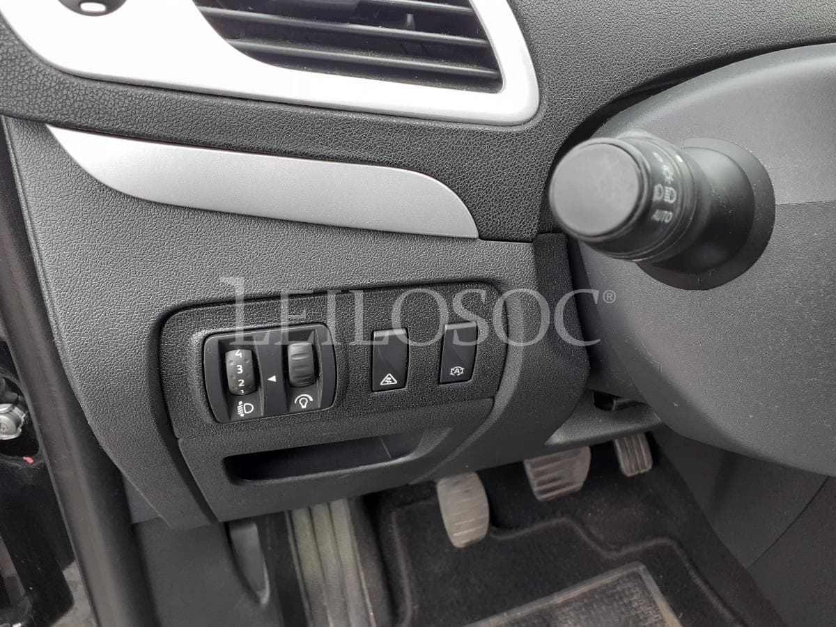 Renault Grand Scénic 1.5 DCI · Ano 2014 — image 14