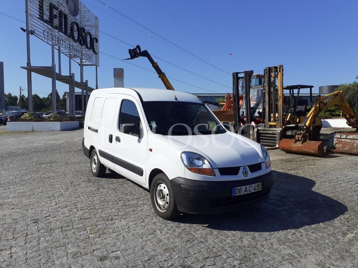 Renault Kangoo Longa 15 DCI · Ano 2006 — image 1