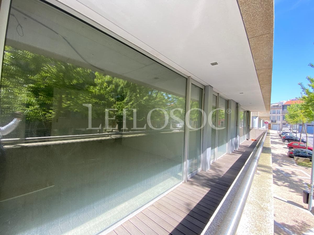 Apartamento T4 + 2 Plazas de Garaje + 2 Trasteros · Porto — imagen 12