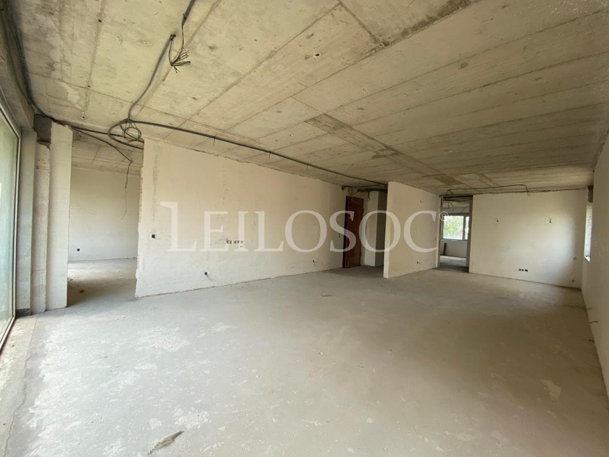 Apartamento T4 + 2 Plazas de Garaje + 2 Trasteros · Porto — imagen 9