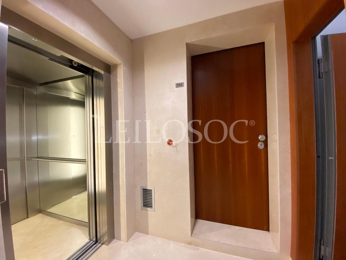 Apartamento T4 + 2 Plazas de Garaje + 2 Trasteros · Porto — imagen 4