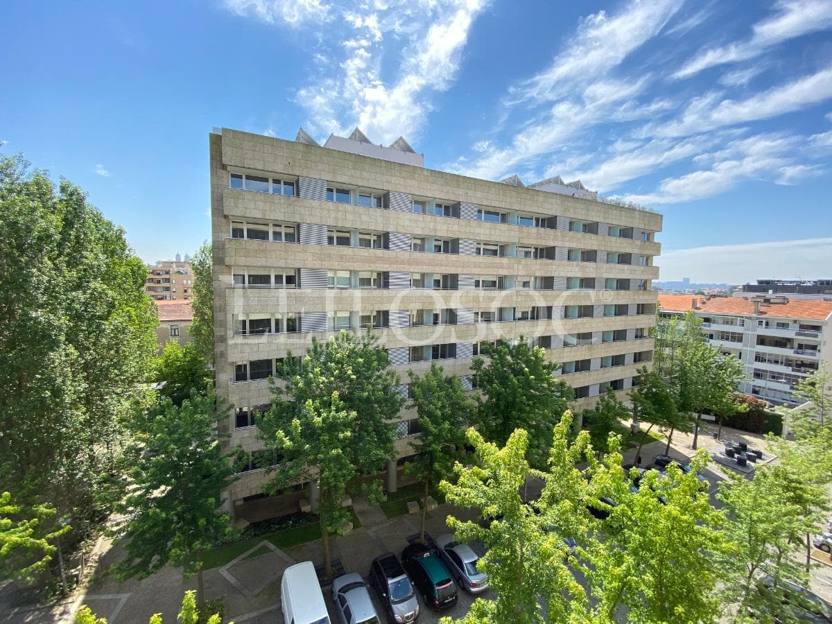 Apartamento T4 + 2 Plazas de Garaje + 2 Trasteros · Porto — imagen 22