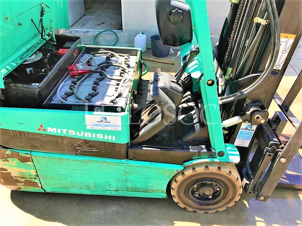 Carretilla Mitsubishi Triplex — image 3