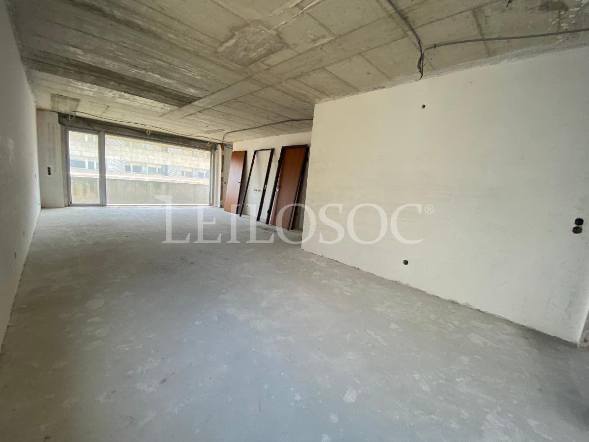 Appartement T4 + 2 places de parking + 2 caves · Porto — image 12