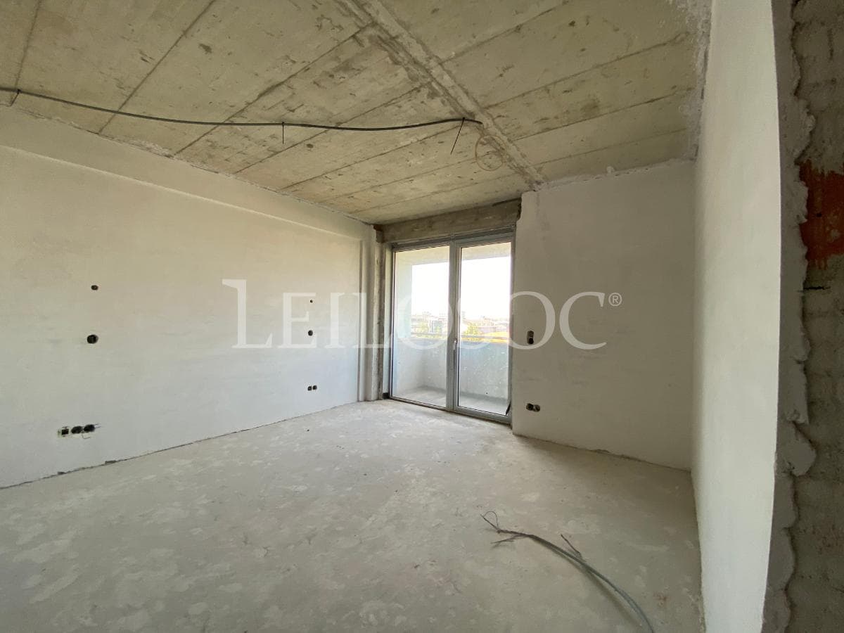 Appartement T4 + 2 places de parking + 2 caves · Porto — image 18