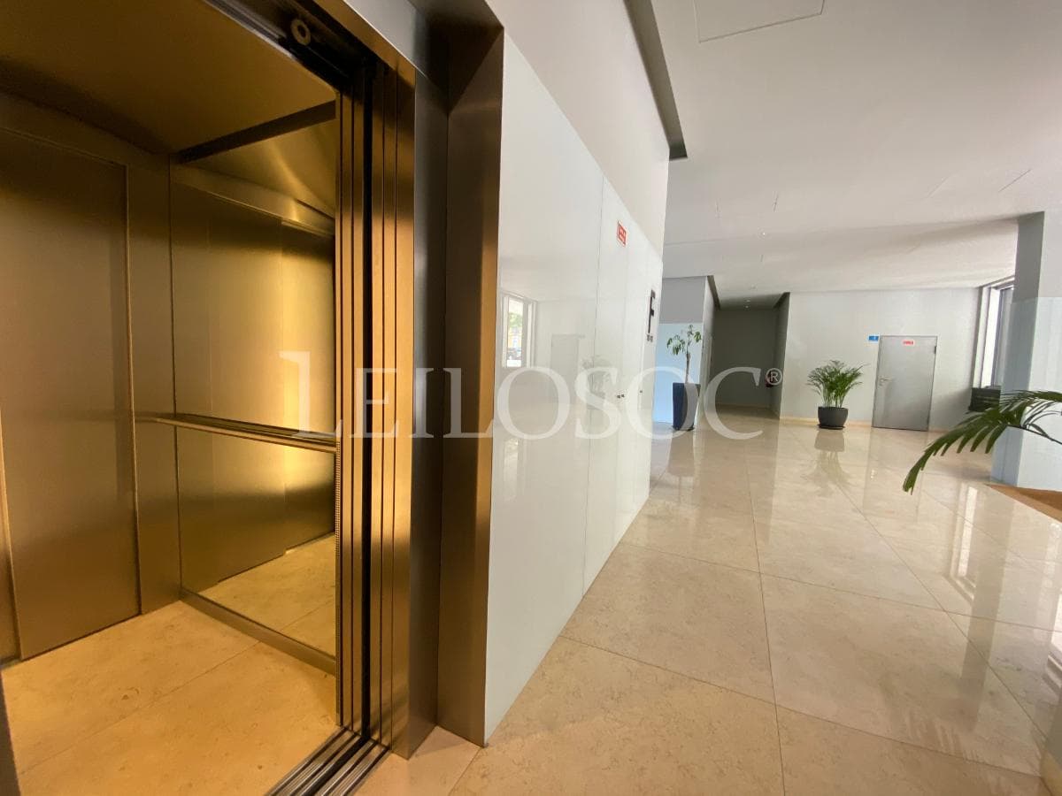 Apartamento T4 + 2 Plazas de Garaje + 2 Trasteros · Porto — imagen 10