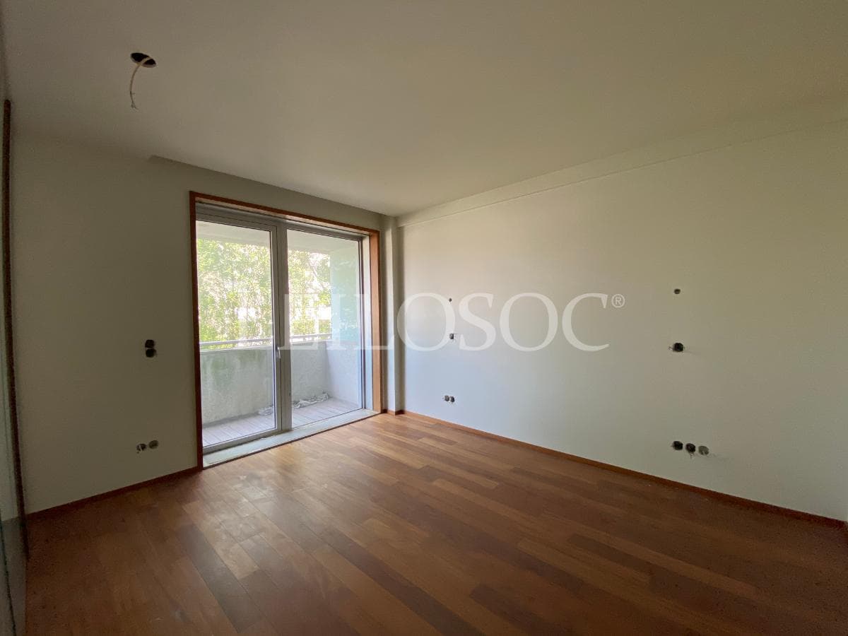 Apartamento T4 + 2 Plazas de Garaje + 2 Trasteros · Porto — imagen 21