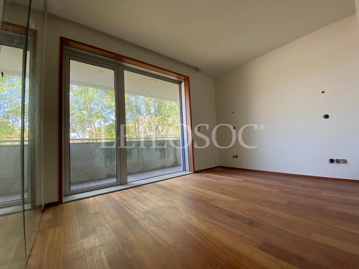 Apartamento T4 + 2 Plazas de Garaje + 2 Trasteros · Porto — imagen 35