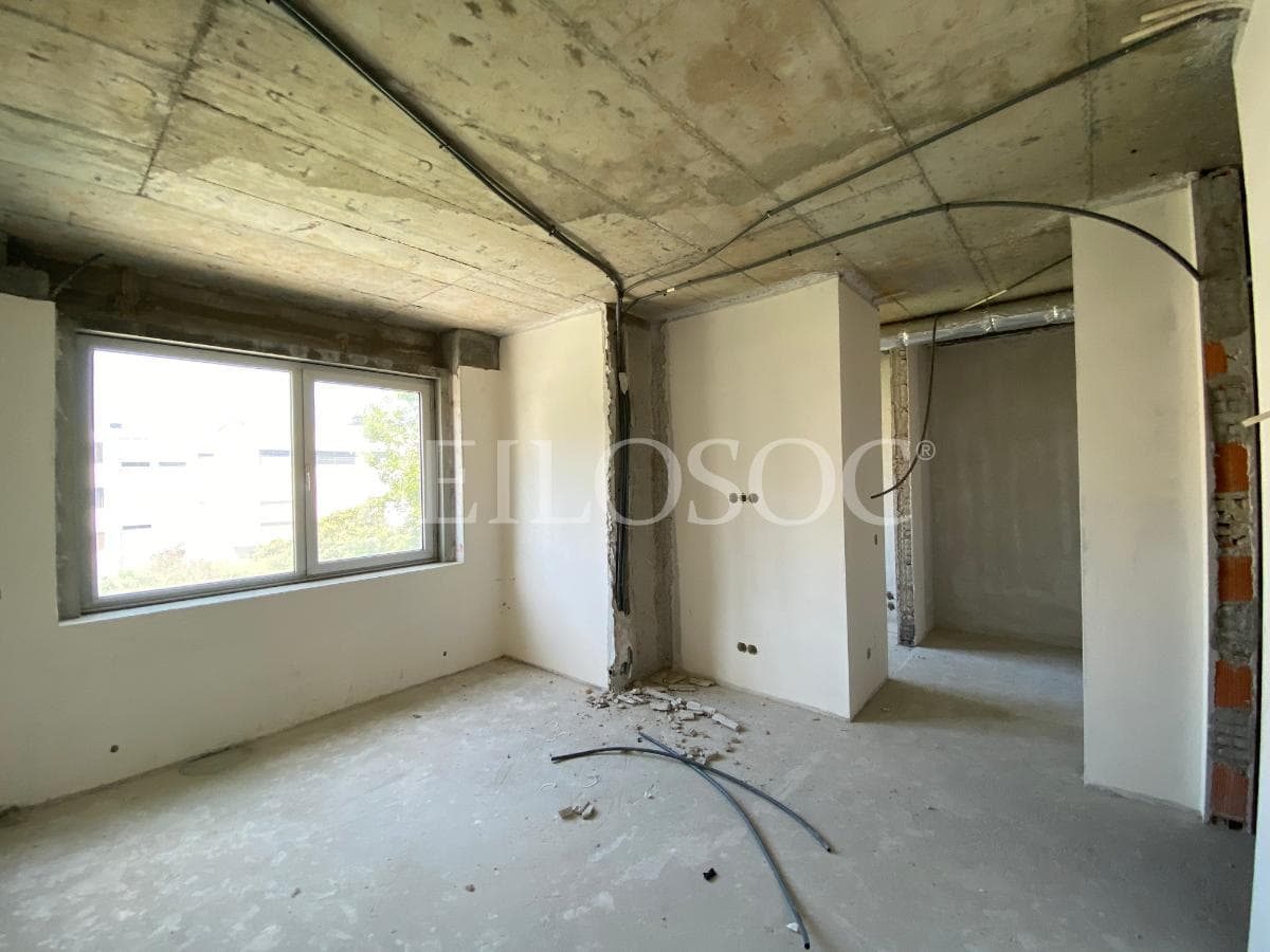 Apartamento T5 + 3 Lugares de Garagem + 2 Arrumos · Porto — image 20