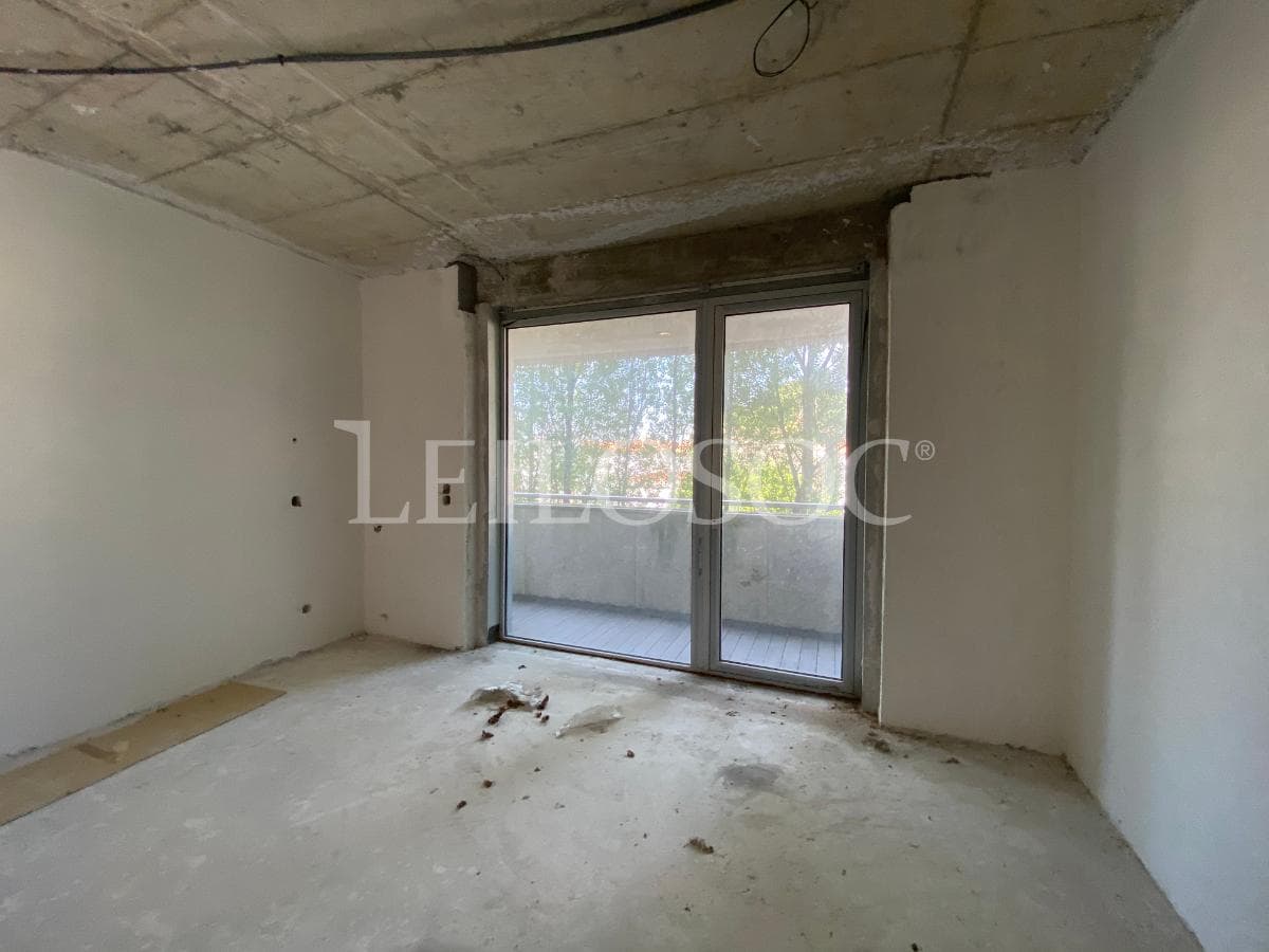 Apartamento T4 + 2 Plazas de Garaje + 2 Trasteros · Porto — imagen 8