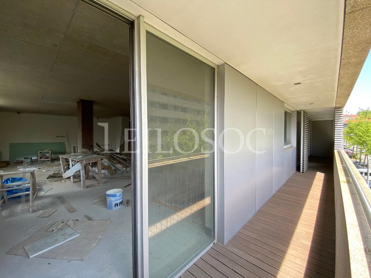 Apartamento T5 + 3 Lugares de Garagem + 2 Arrumos · Porto — imagen 12