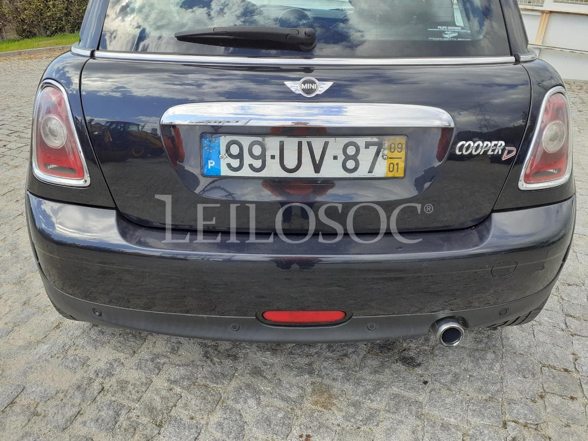 Mini Cooper D · Ano 2009 — image 23