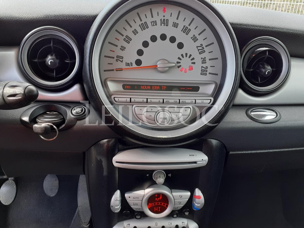 Mini Cooper D · Ano 2009 — image 14