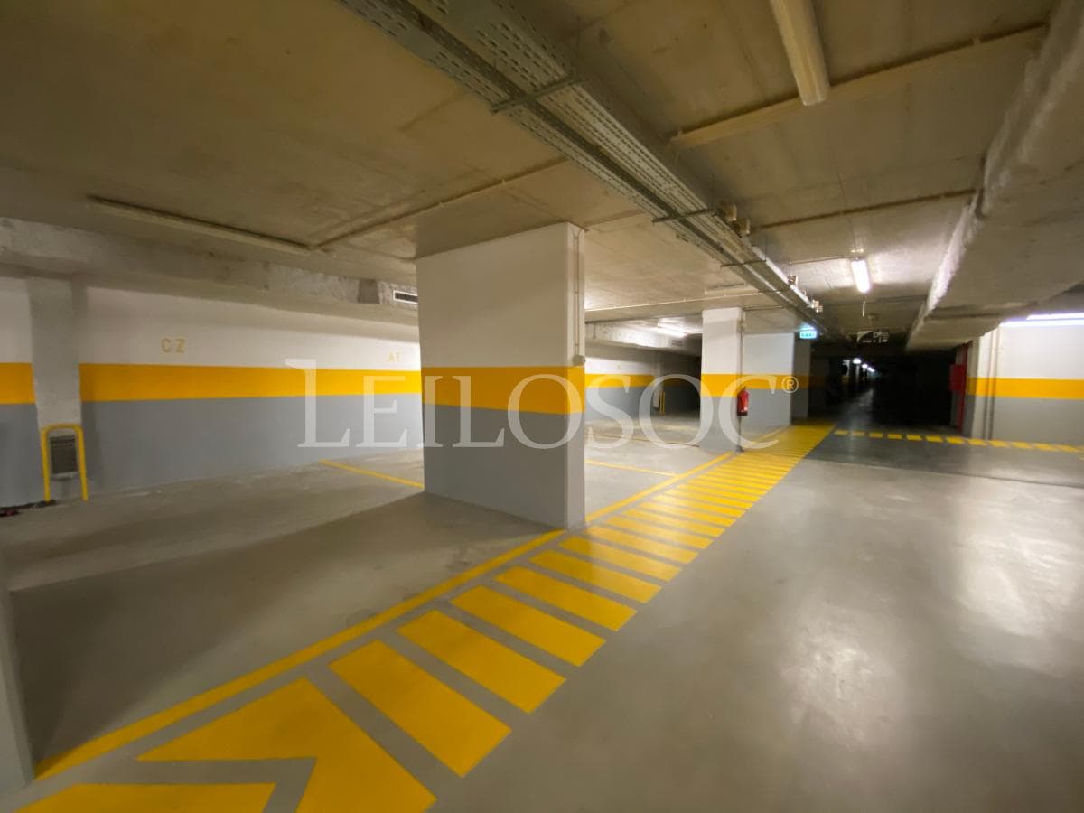 Plaza de Garaje · Porto — imagen 1