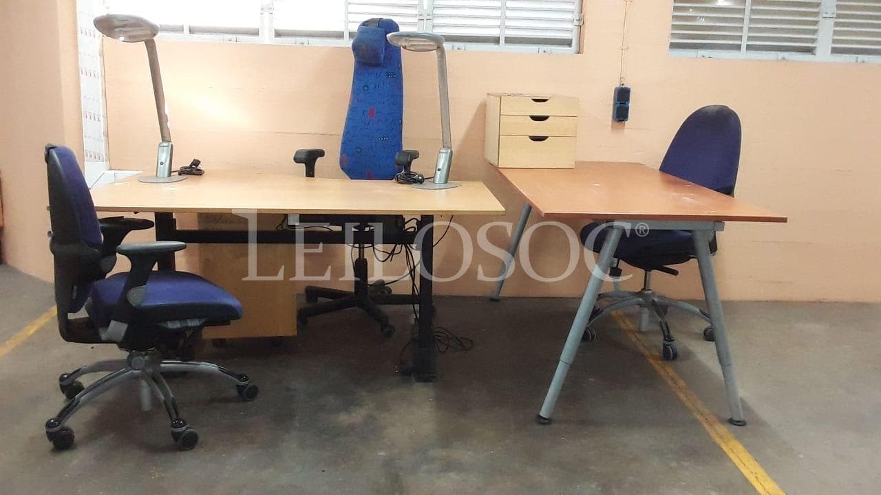 Mobilier de bureau — image 1
