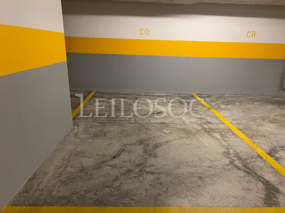 Lugar de Garagem · Porto — image 6