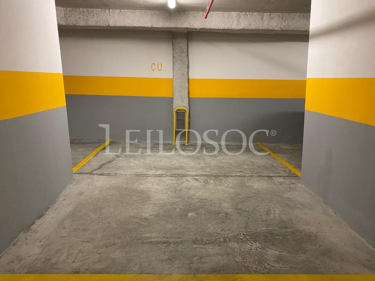 Parking Space · Porto — image 7