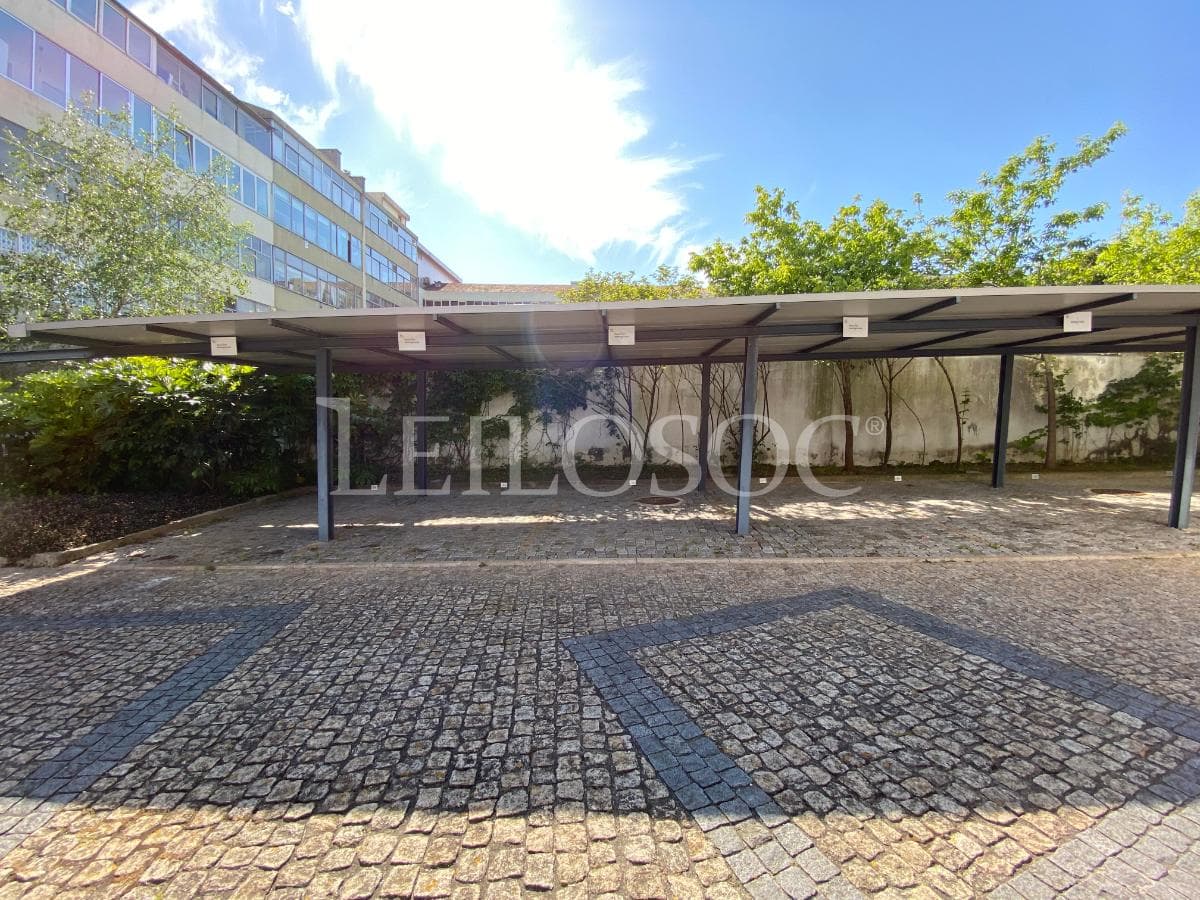 Plaza de Garaje · Porto — imagen 1