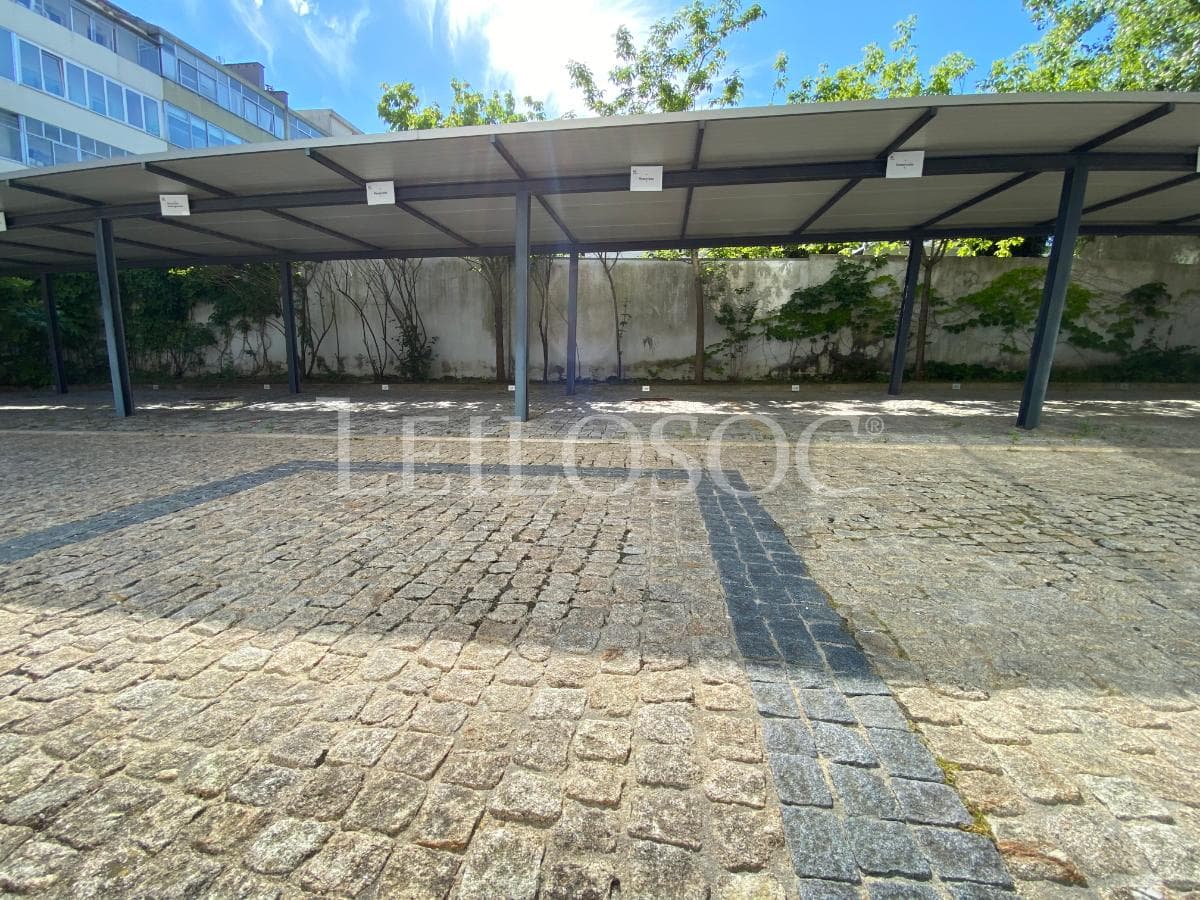 Plaza de Garaje · Porto — imagen 1