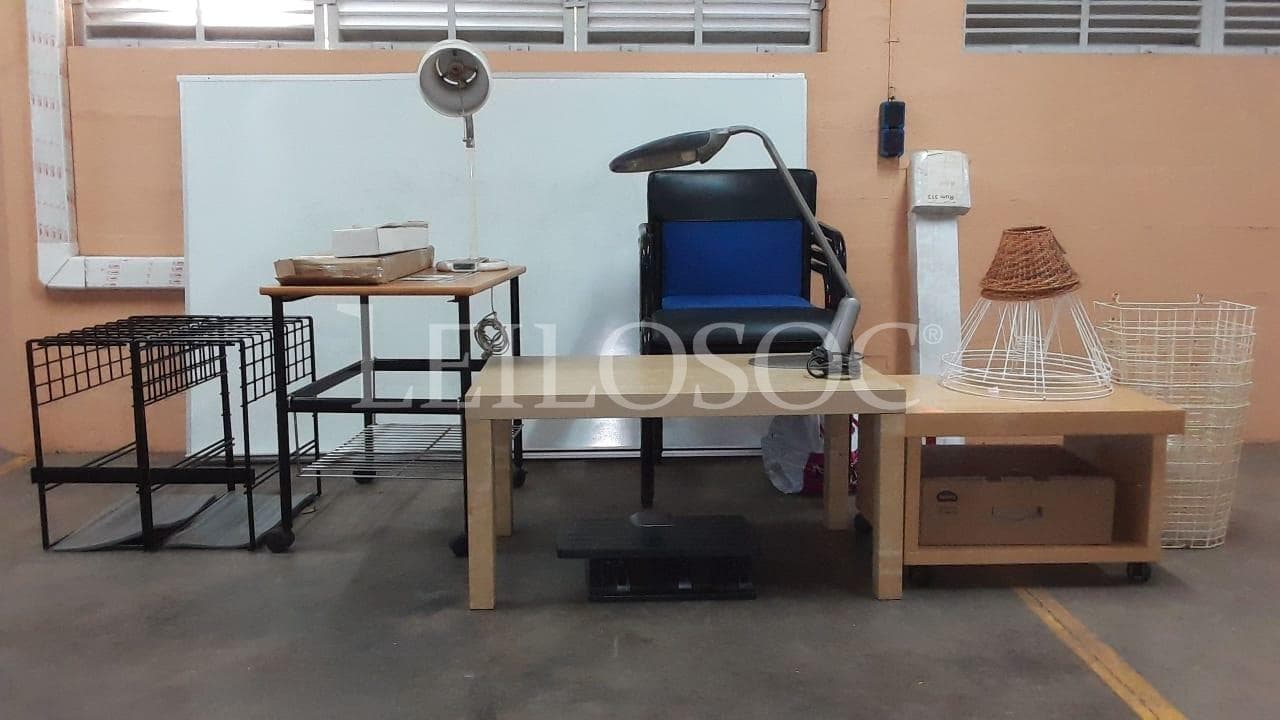 Mobilier de bureau — image 1
