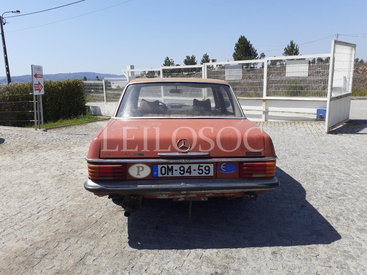 Mercedes-Benz 200 D · Ano 1974 — imagem 5