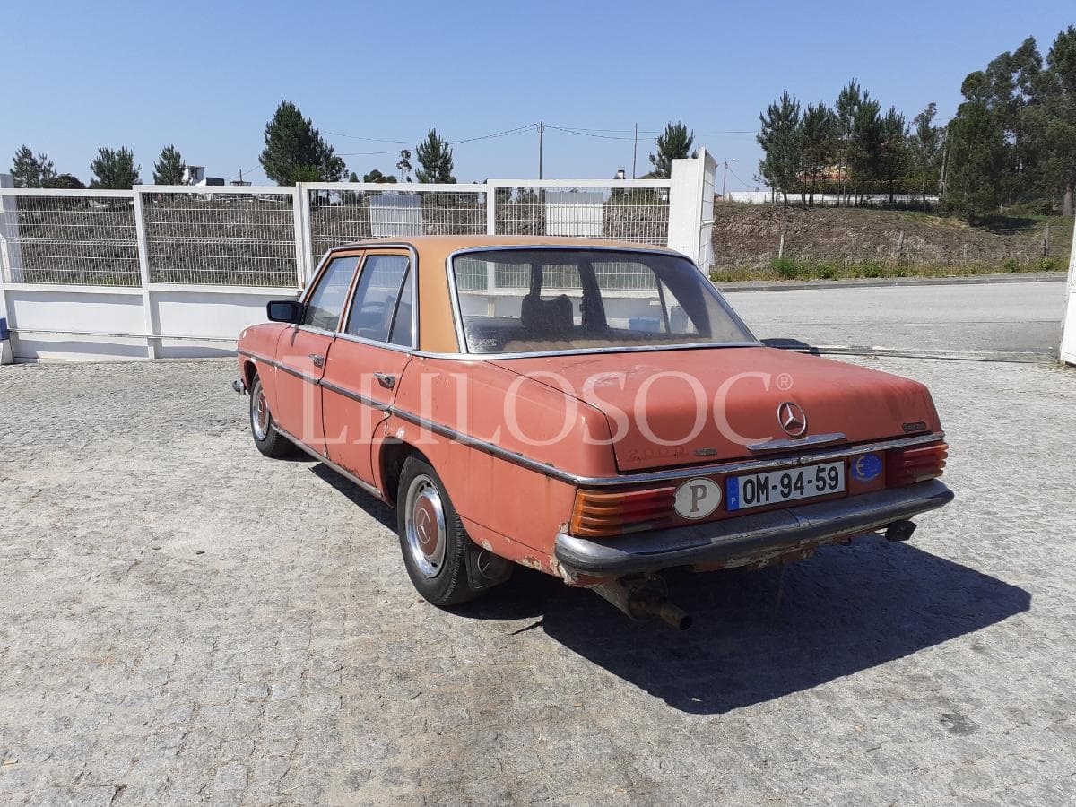Mercedes-Benz 200 D · Ano 1974 — imagem 6