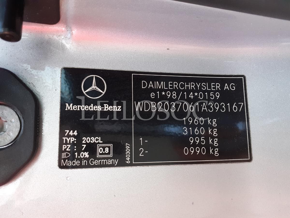 Mercedes-Benz C220 CDI Sport · Ano 2002 — imagem 18