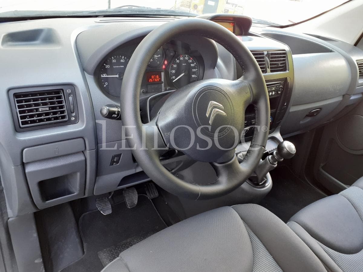 Citroën Jumpy 2.0 HDI · Ano 2015 — imagem 10