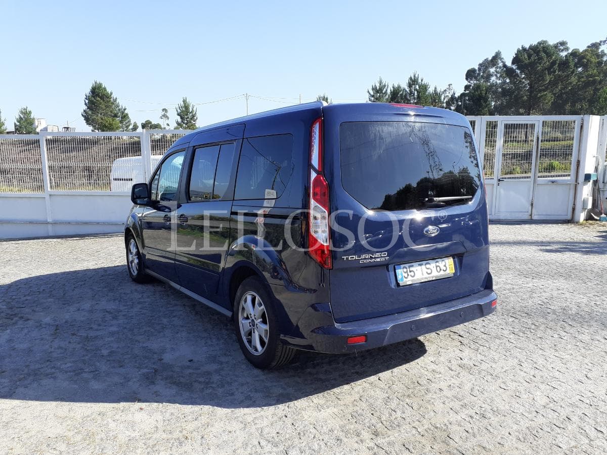 Ford Tourneo Connect 1.5 TDCI · 7 lugares — imagen 6