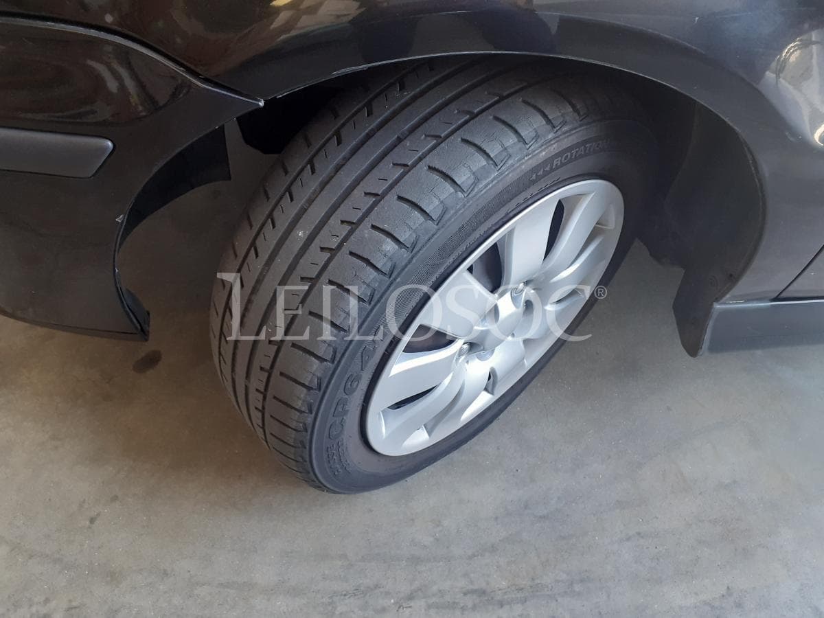 Volkswagen Polo 1.0 · Ano 2002 — imagem 18