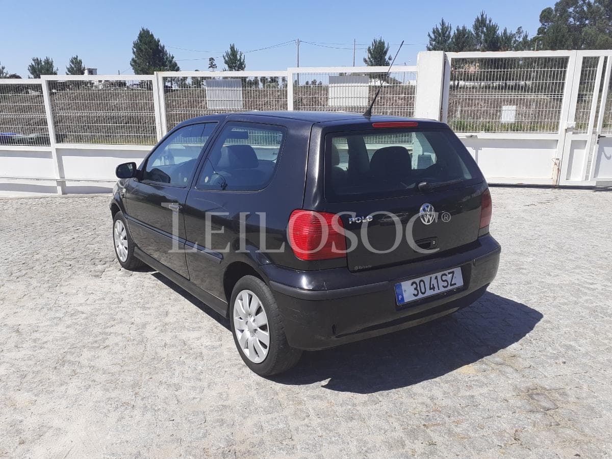 Volkswagen Polo 1.0 · Ano 2002 — imagem 4