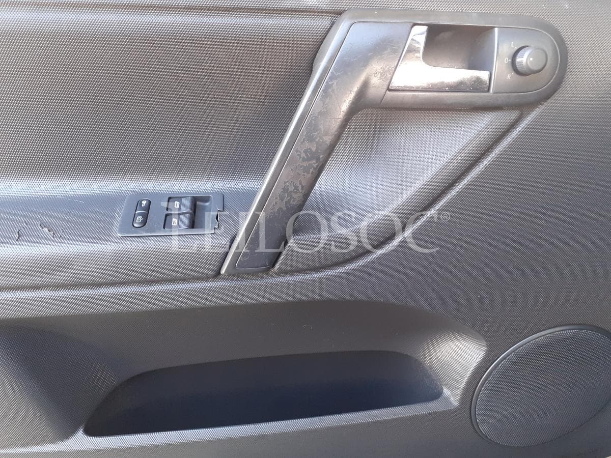 Volkswagen Polo 1.0 · Ano 2002 — imagem 9