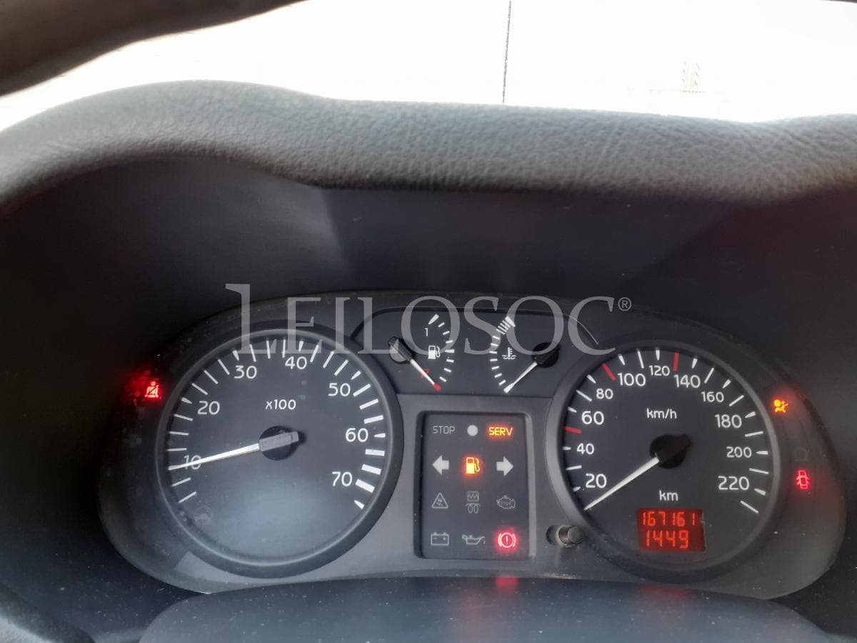 Renault Clio · Ano 2001 — imagem 12