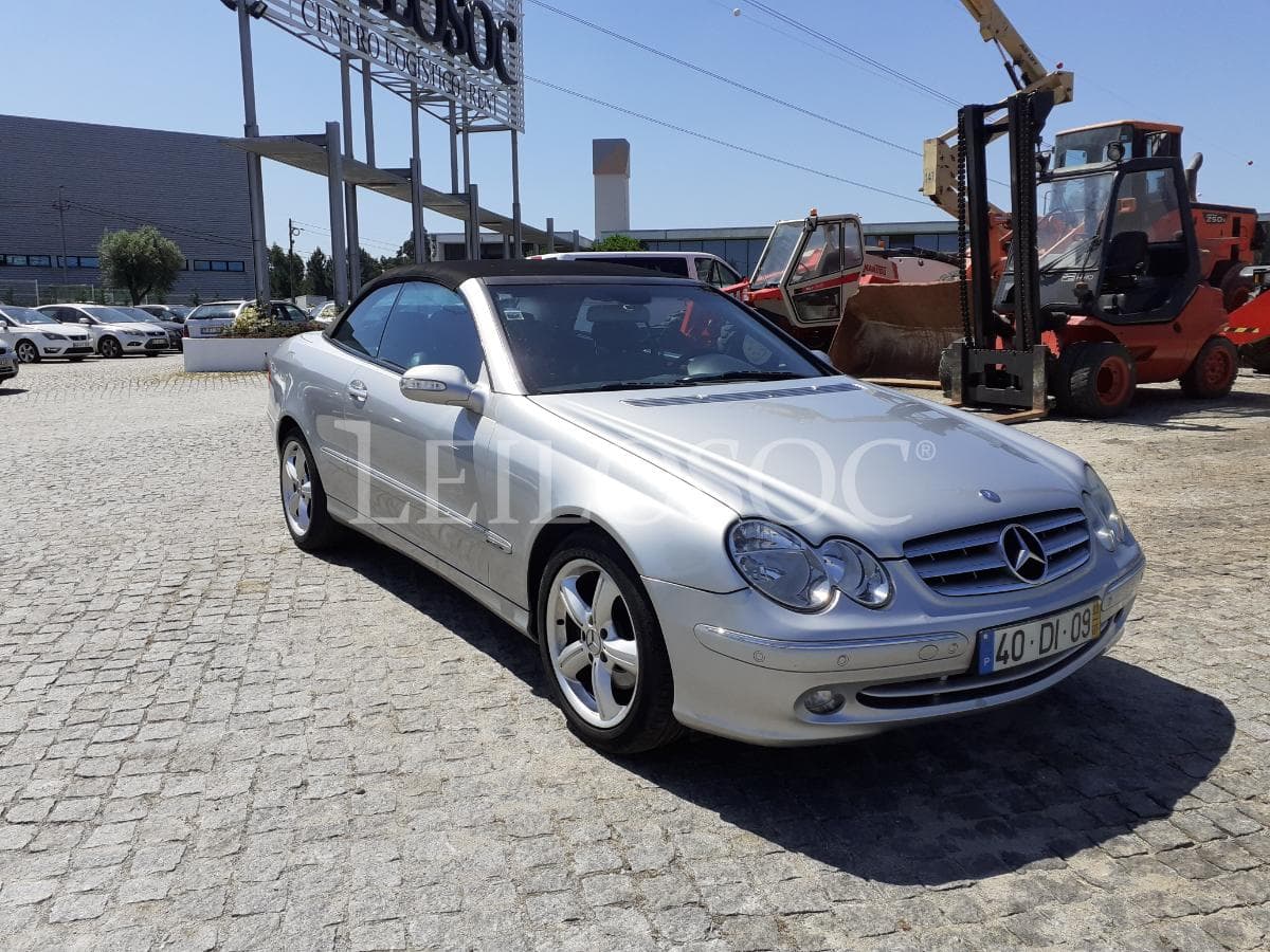 Mercedes-Benz CLK 240 Cabrio · Ano 2003 — imagem 1