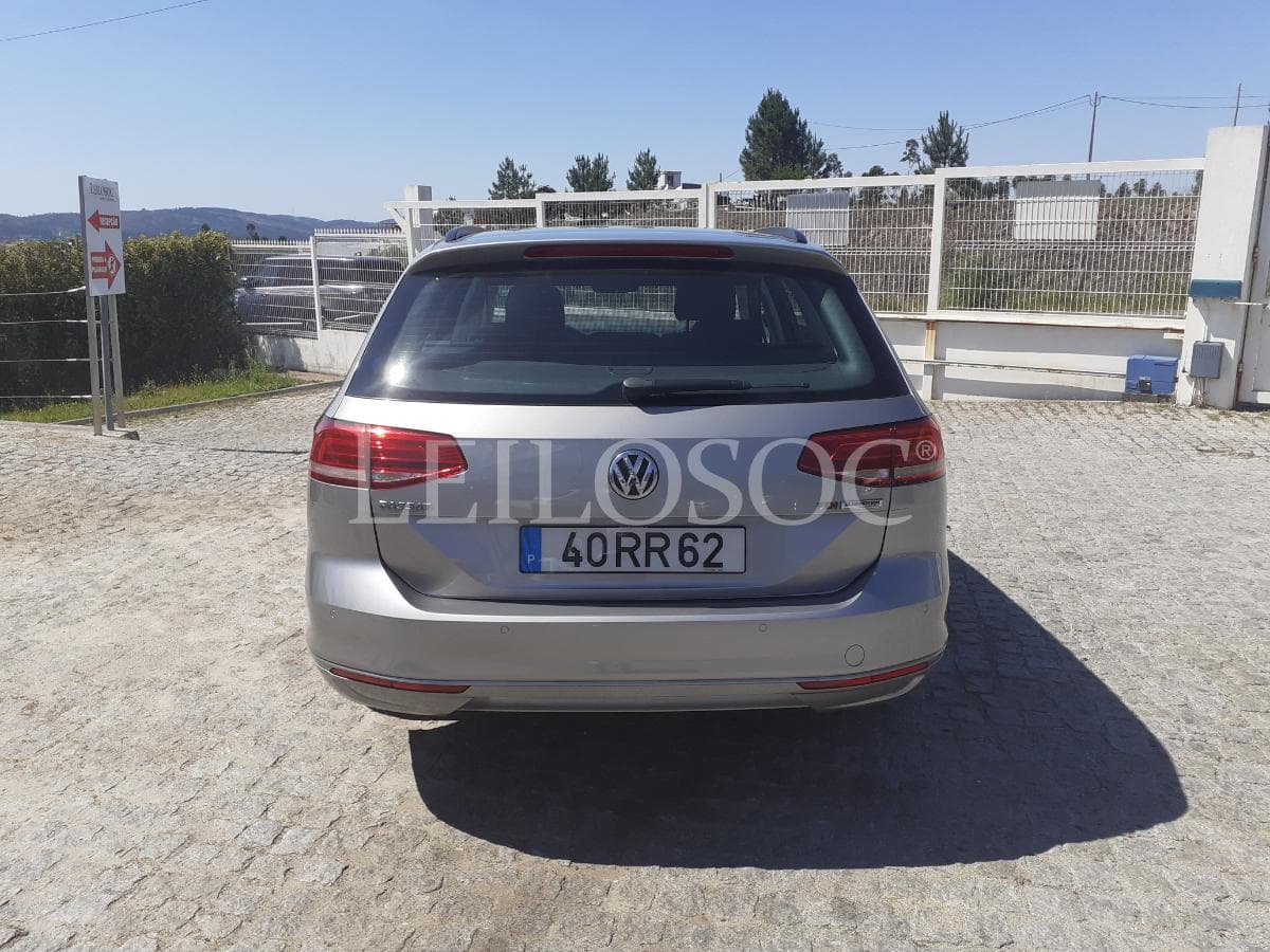 Volkswagen Passat 1.6 TDI · Ano 2016 — imagem 5