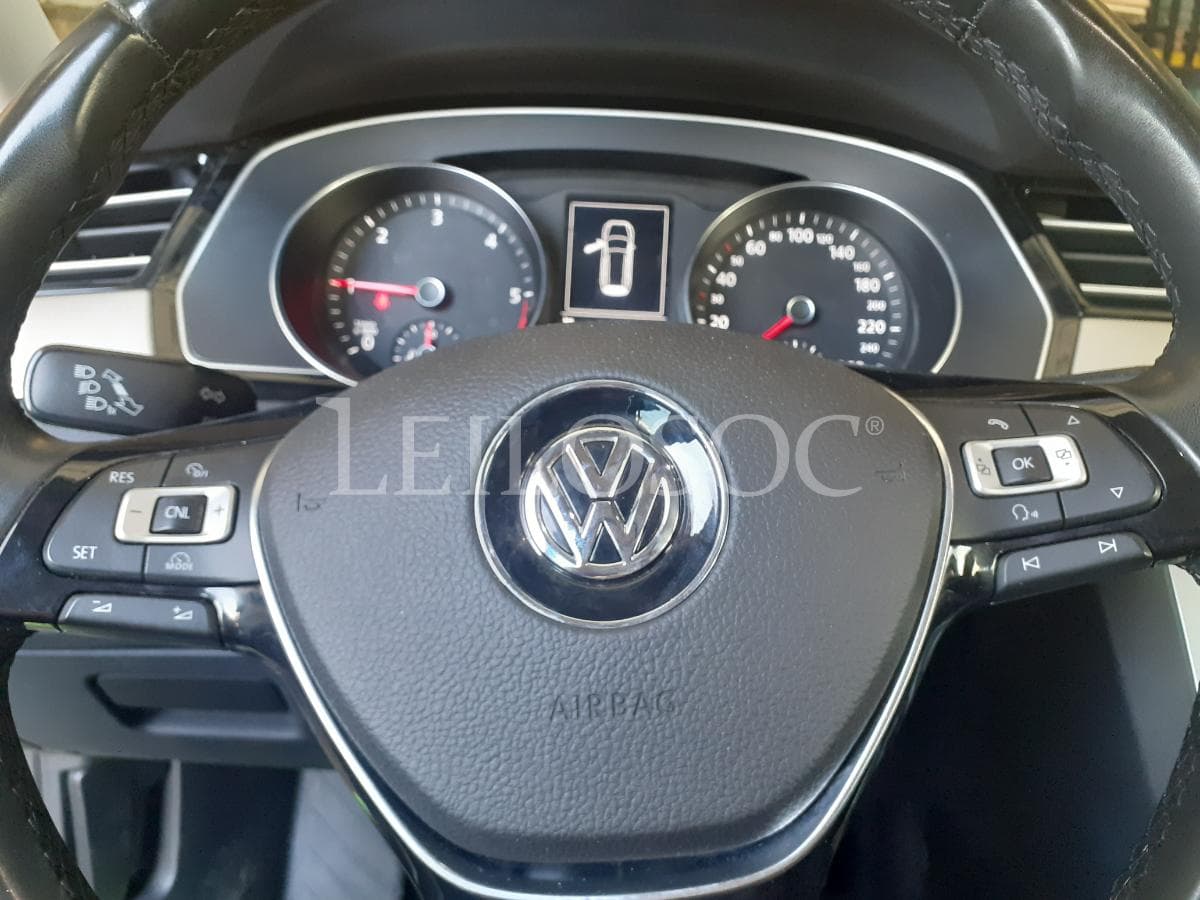 Volkswagen Passat 1.6 TDI · Ano 2016 — imagem 15