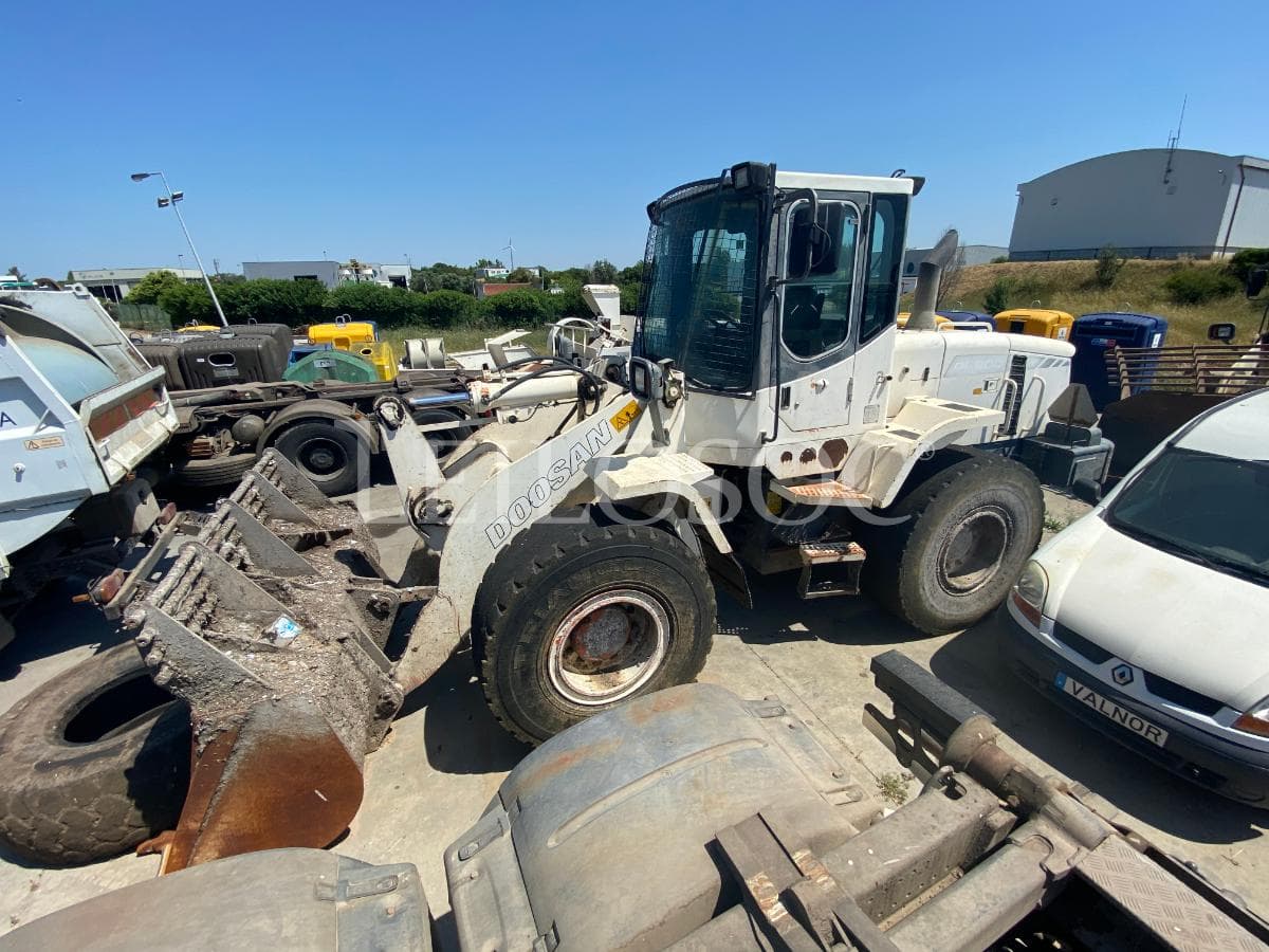 Pá carregadora DOOSAN — imagem 5