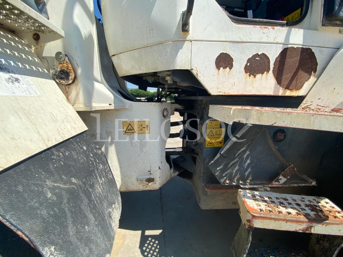 Pá carregadora DOOSAN — imagem 9
