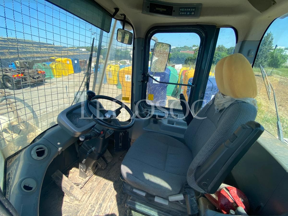 Pá carregadora DOOSAN — imagen 6
