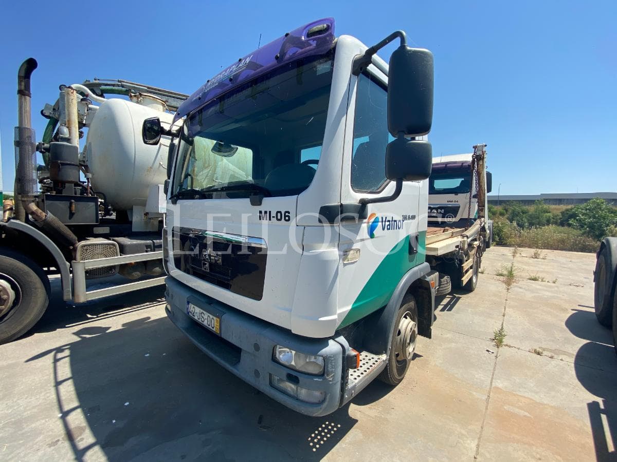 MAN 8.180 4x2 BB — imagem 3