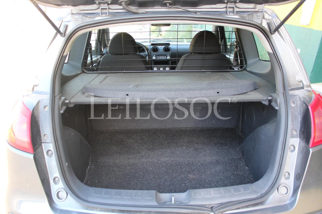 Mitsubishi Colt — image 3