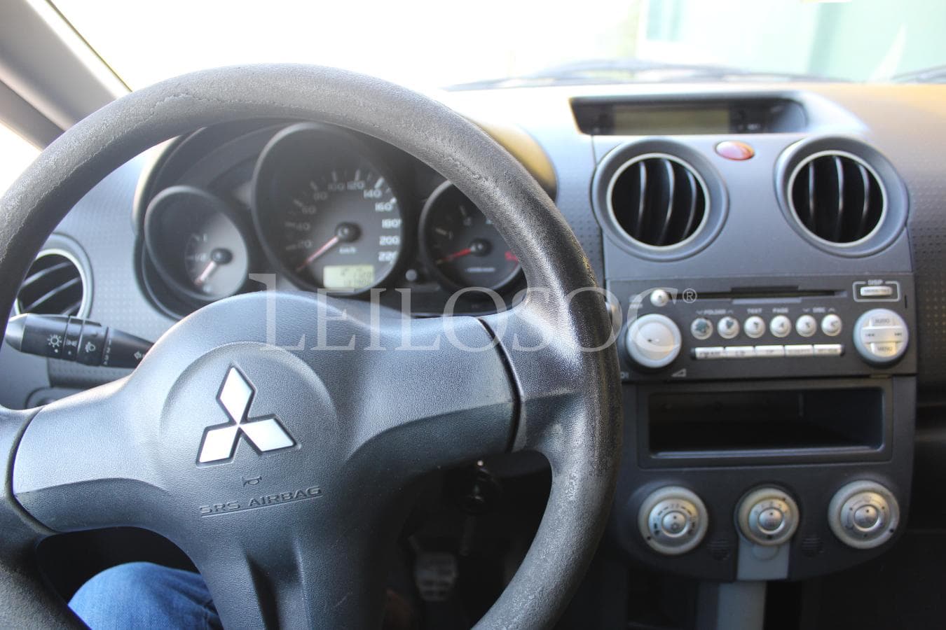 Mitsubishi Colt — image 7