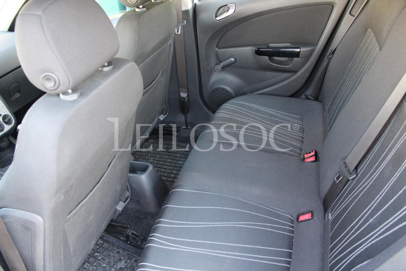 Opel Corsa — image 11