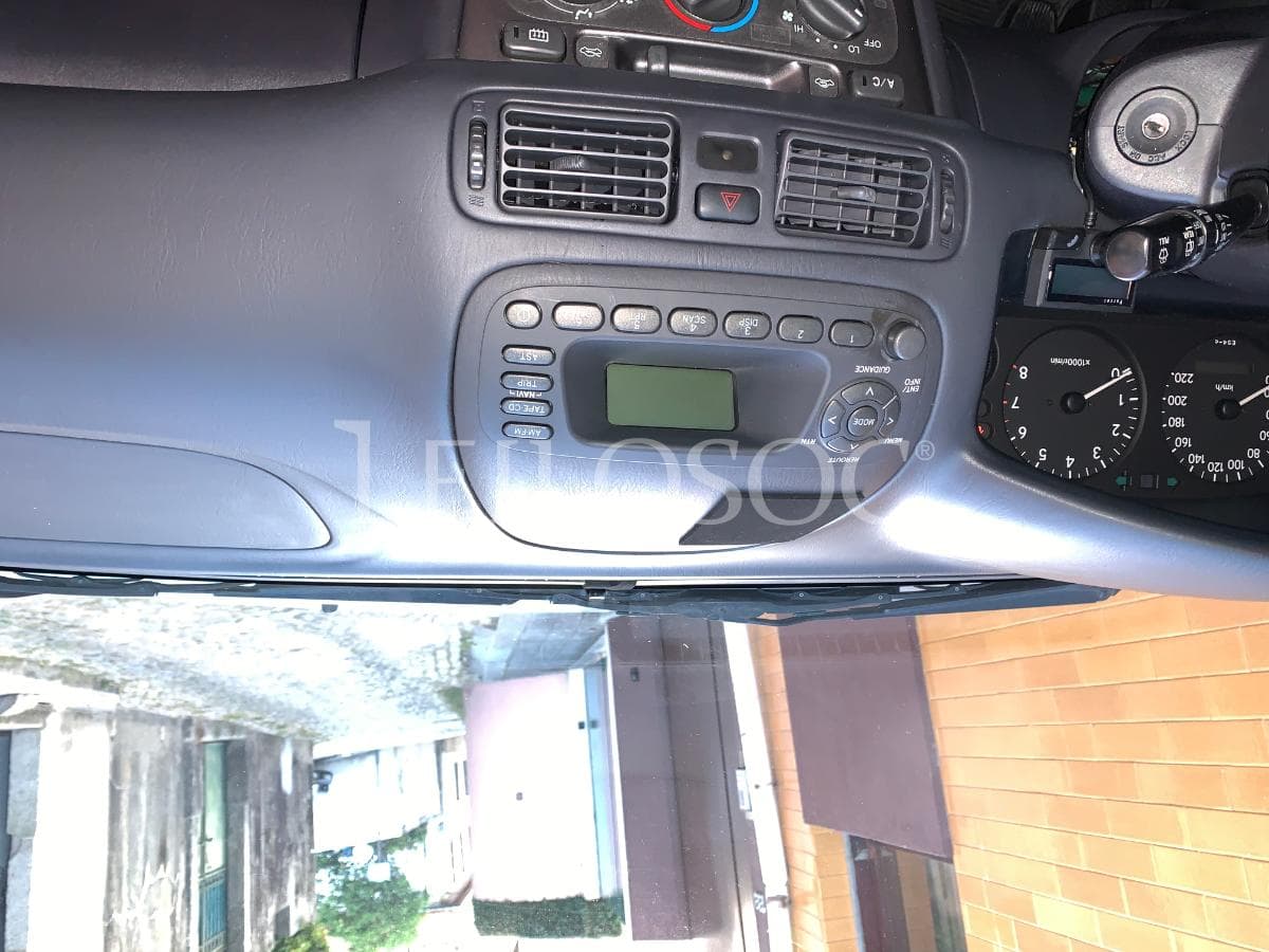 Toyota Corolla Liftback 1.4 VVTI · 16v · 95cv · Ano 2000 — image 13