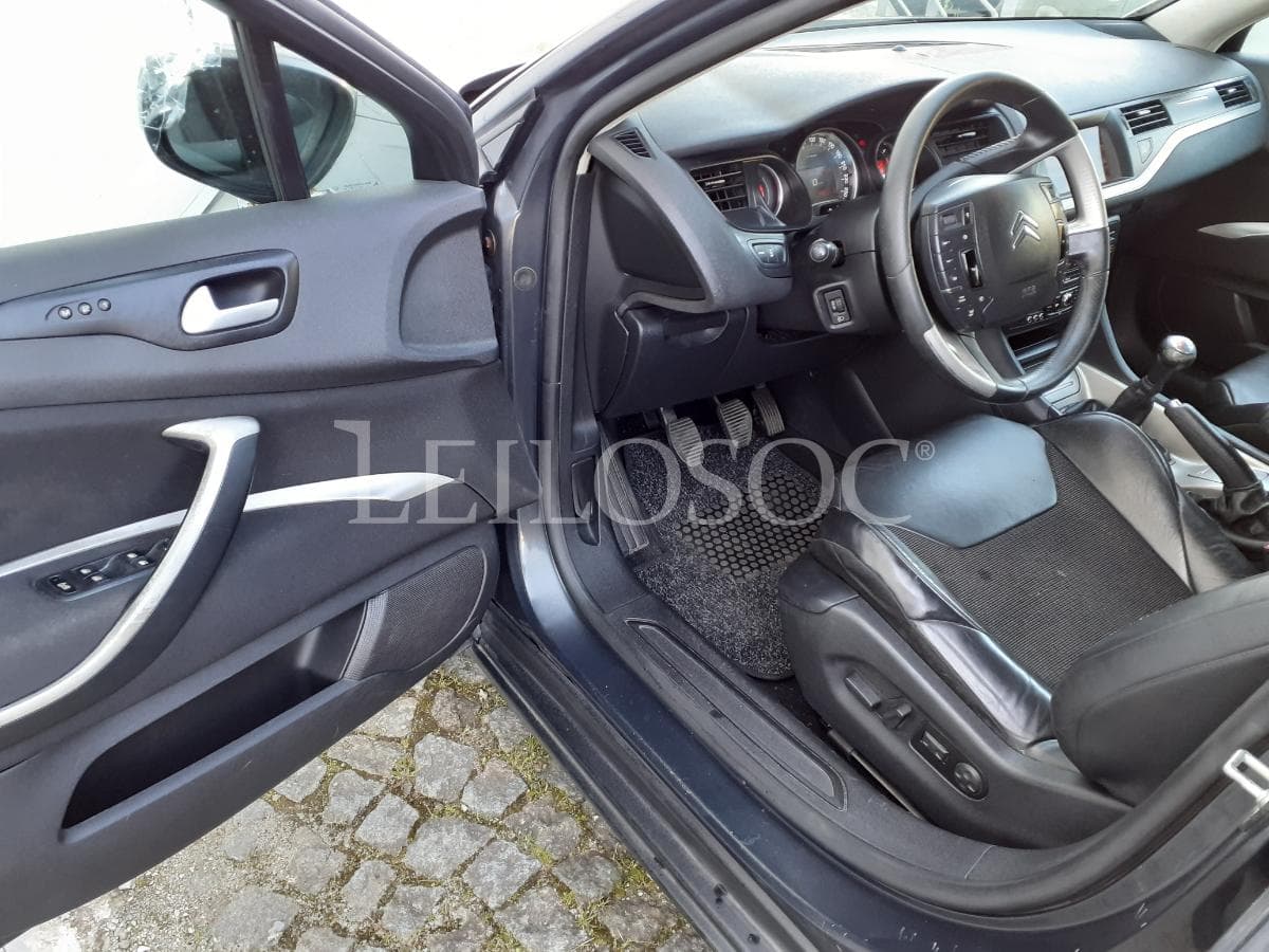 Citroën C5 1.6 HDI · Ano 2010 — image 7