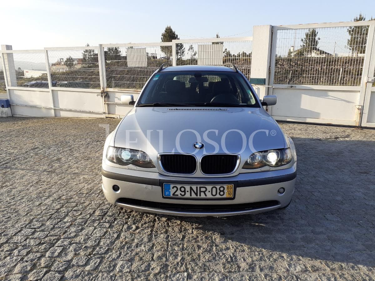 BMW 320 D Touring · Ano 2003 — image 2