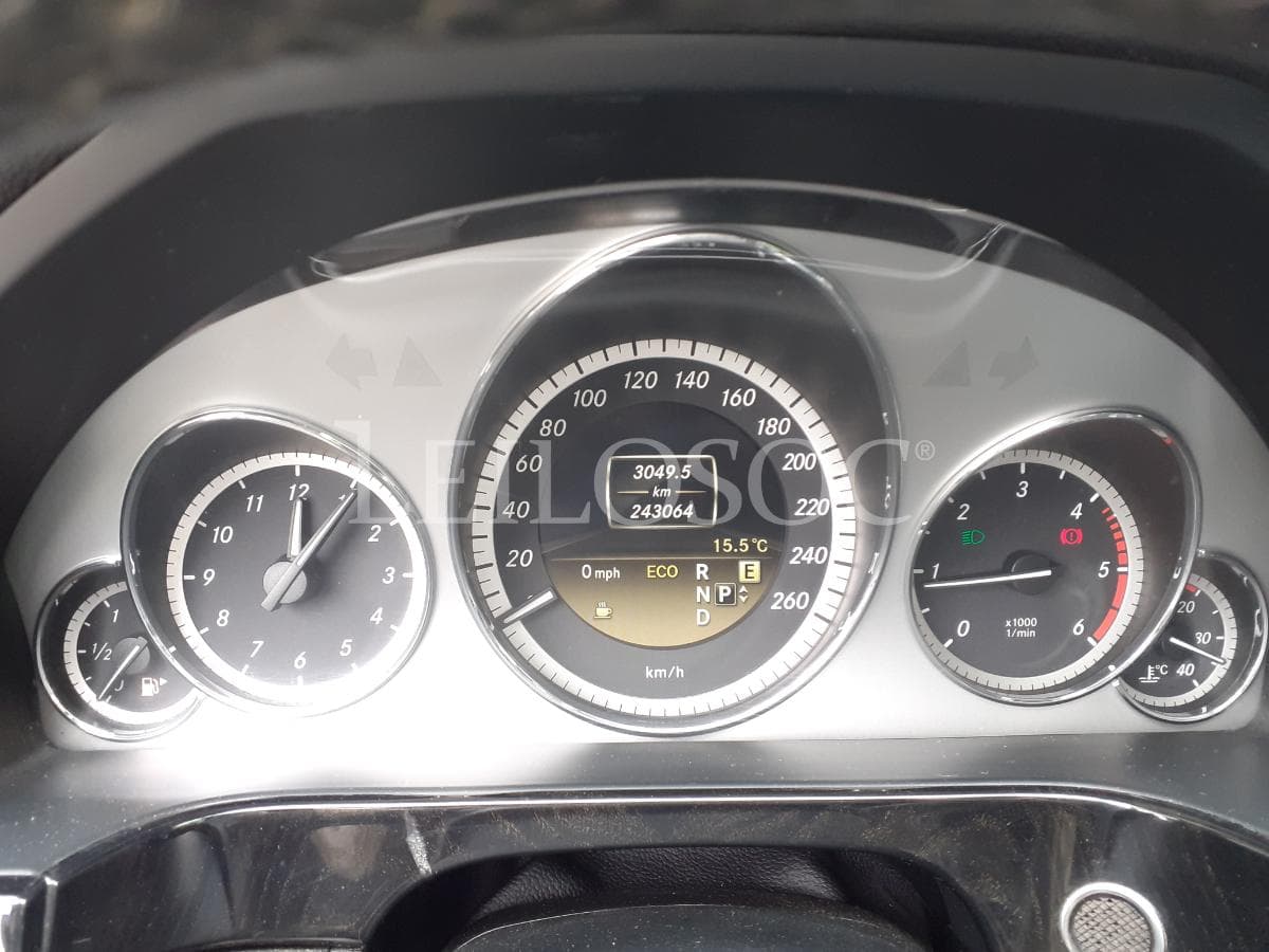 Mercedes-Benz E250 CDI · Ano 2012 — imagem 11