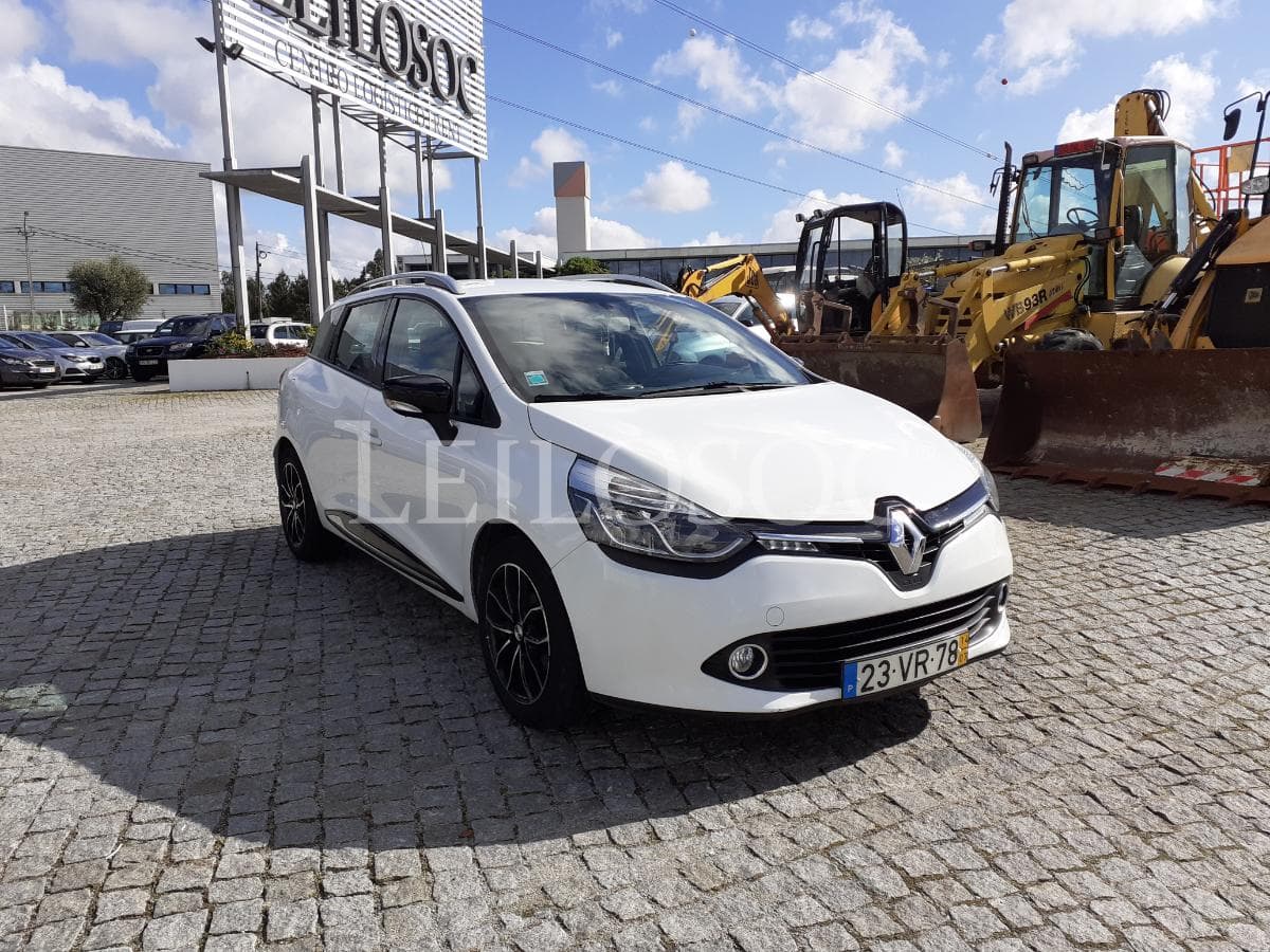 Renault Clio ST 1.5 DCI · Ano 2014 — imagem 1