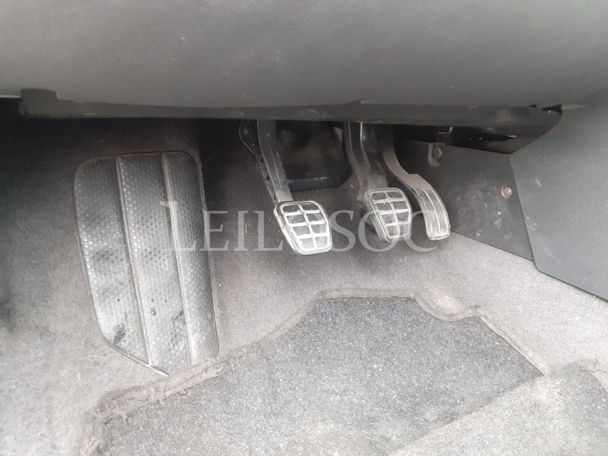 Volkswagen Polo 1.0 · Ano 2000 — imagem 8