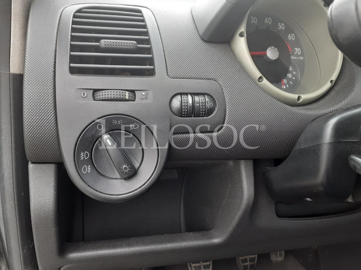 Volkswagen Polo 1.0 · Ano 2000 — imagem 15